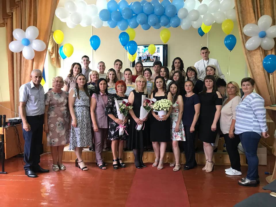 Зображення Вручення свідоцтв про базову середню освіту
