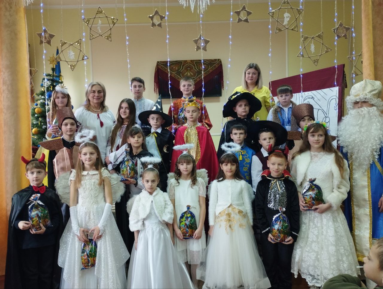 Зображення ВЕРТЕП ВІД УЧНІВ 5 КЛАСУ