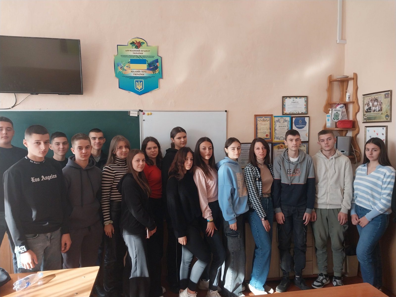 Зображення У жовтні, протягом тижня, змогли успішно реалізувати проєкт Шкільного DOCU/Тижня.
